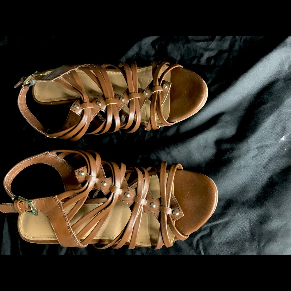 Brown sandals slightly used